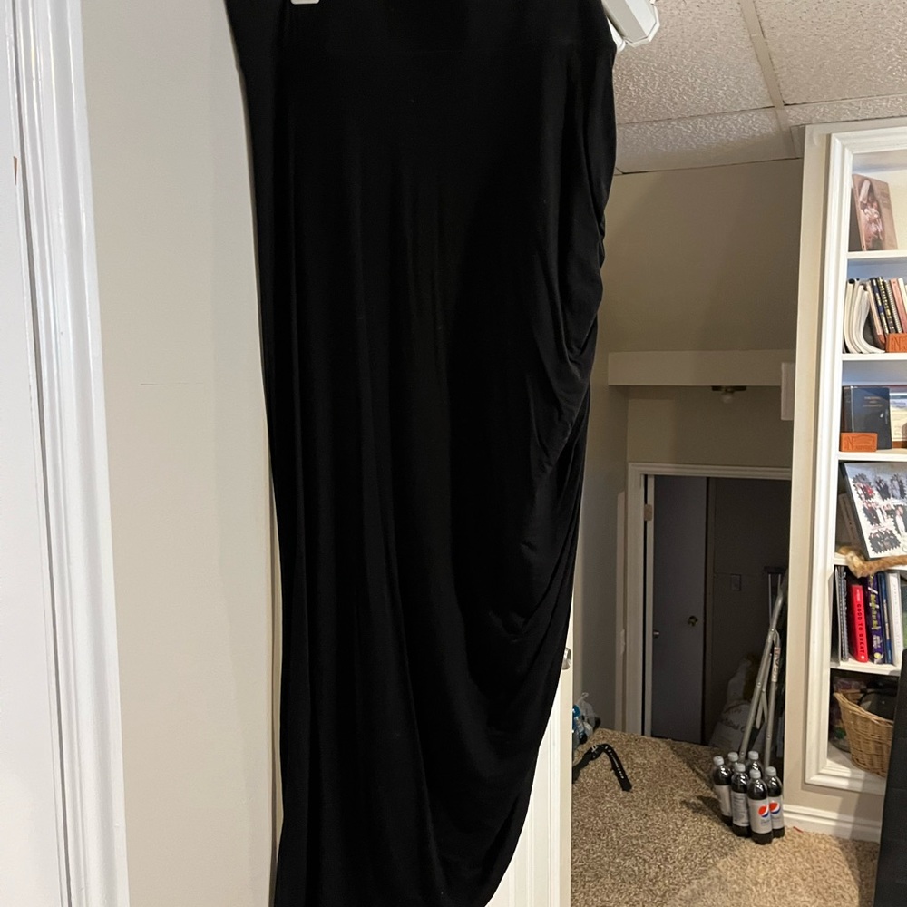Size 1 black skirt cinched up on one side